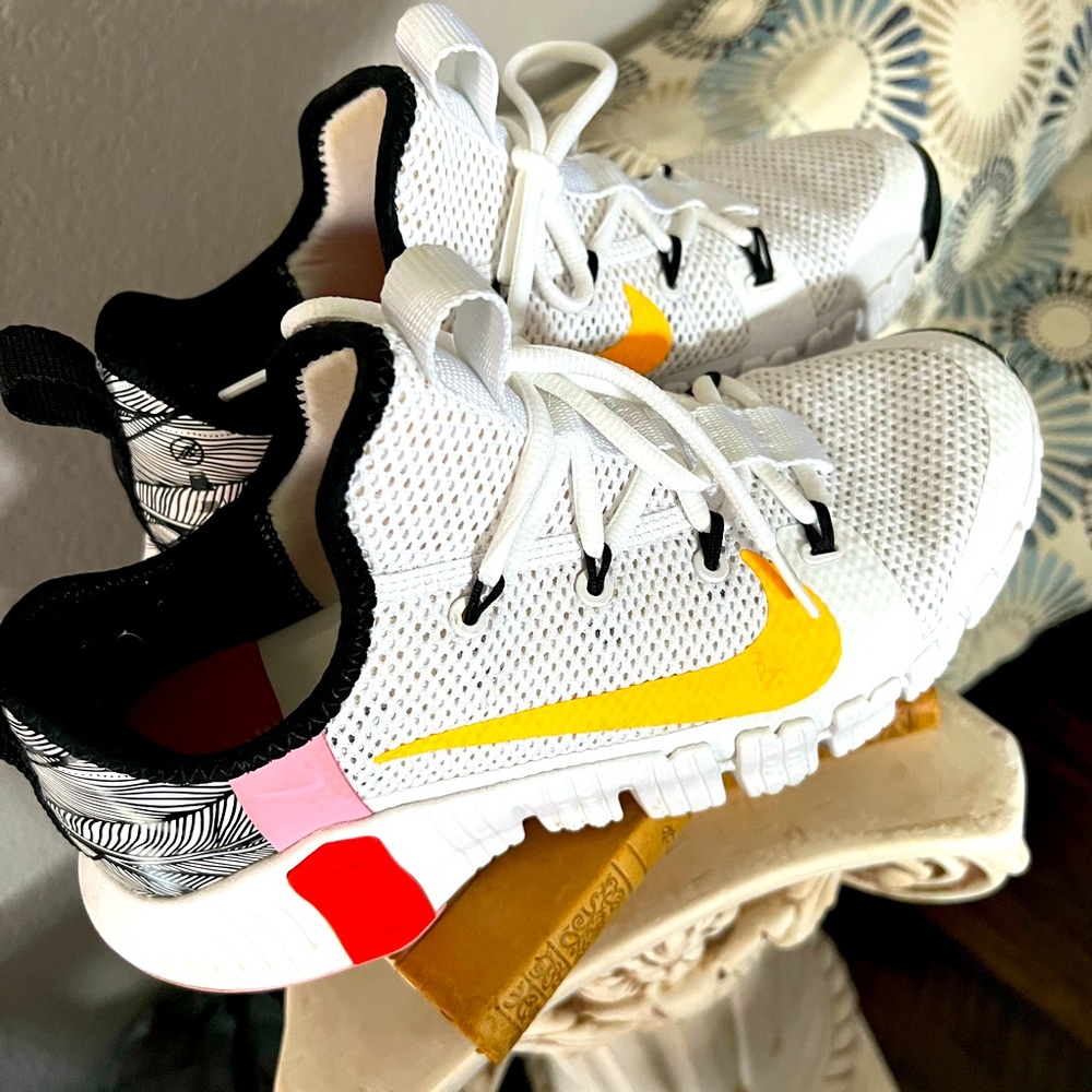 Nike Free Metcon 3 White Athletic Shoes